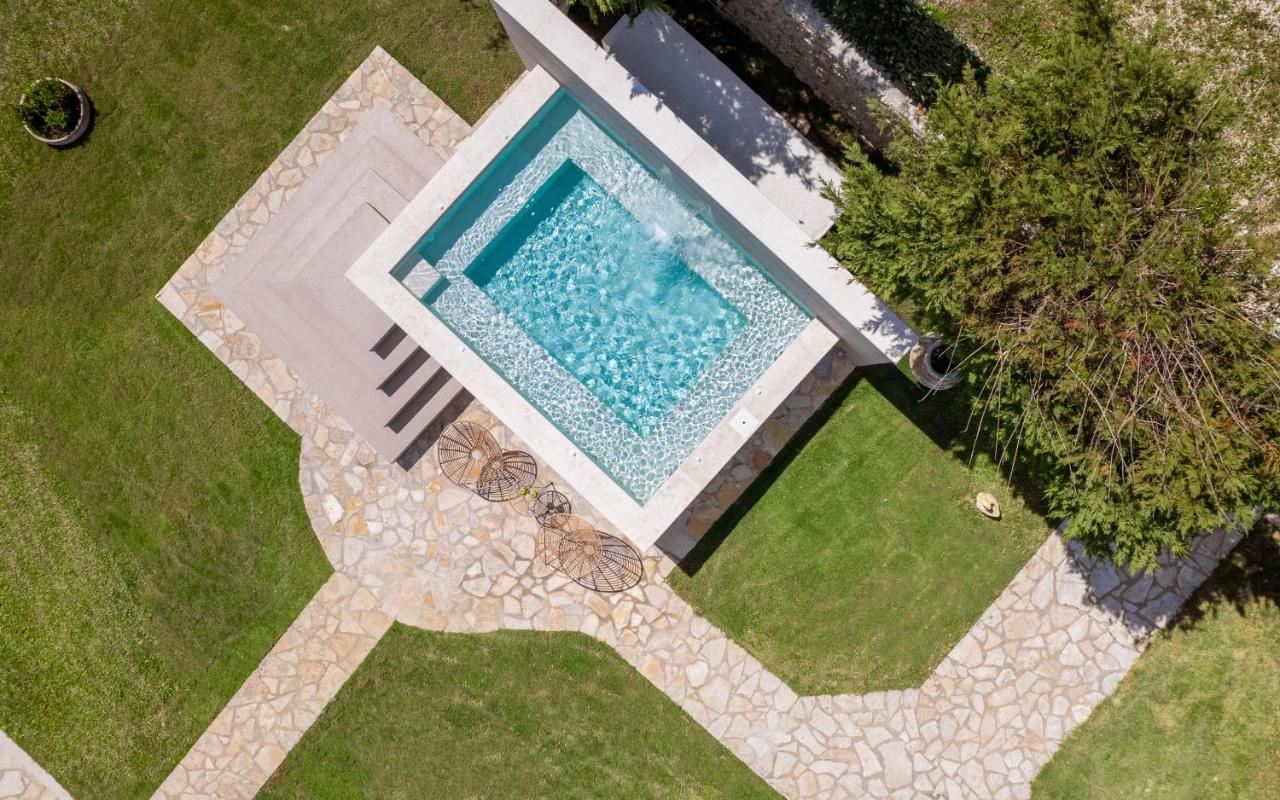 Amalthia Villa Mouzakion  Exterior photo