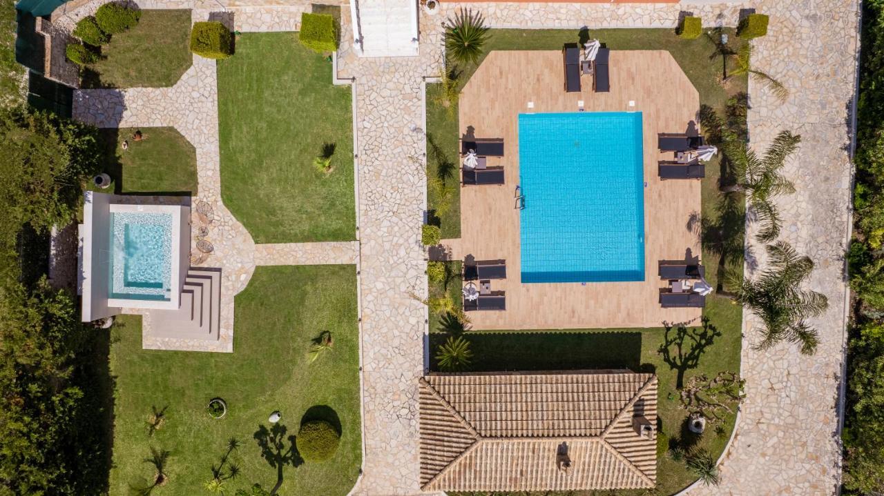 Amalthia Villa Mouzakion  Exterior photo